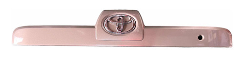 Platina Con Emblema Compuerta Trasera Toyota 4 Runner 06/08