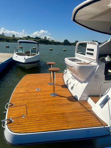 Lancha Solara Yachts 380 Ht