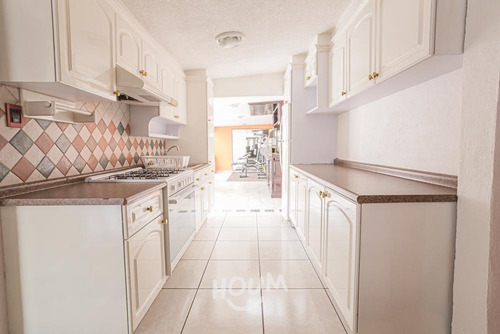 Imagen 17 de 30 de Casa En Jardines De Santa Mónica, Tlalnepantla De Baz Con 4 Recámaras, 438 M², Id: 82886