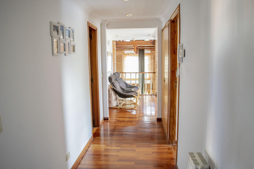 Casa Venta Barrio Alemán 4 Dormitorios, Jardín, Parrilla Garage