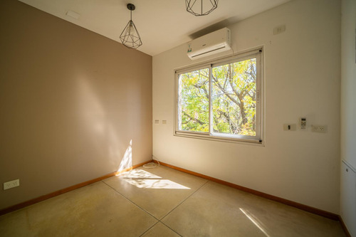 Casa En Venta 6 Ambientes En Tigre, En Barrio Los Ceibos