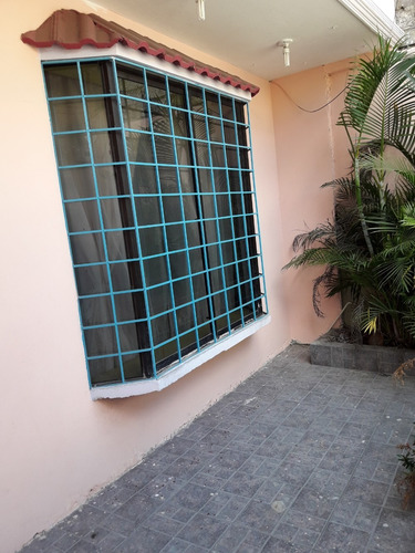 Imagen 2 de 14 de Casa 2 Plantas, 3 Dormitorios, Oportunidad