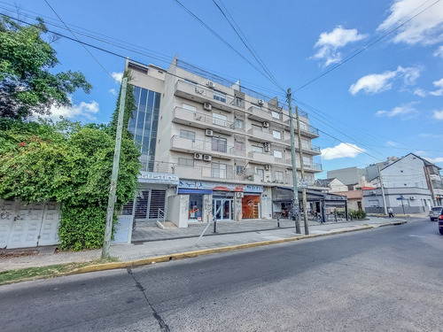 Venta Departamento 3 Ambientes Con Balcón Vista Abierta En Ramos Mejía