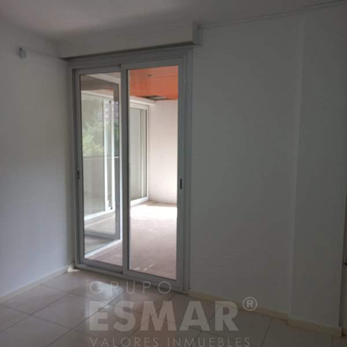 Alquiler Departamento De Tres Dormitorios, Dos Baños Y Con Cochera En Nueva Cordoba.