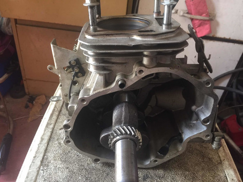 Imagen 3 de 7 de Bloque De Corta Grama 3hp Y Cigüeñal