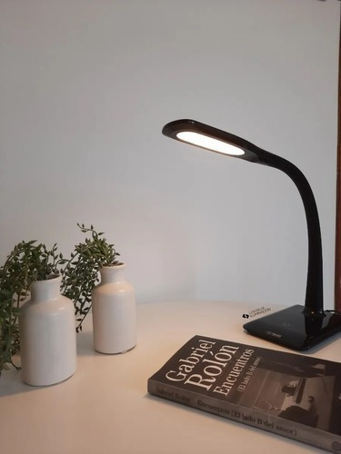 Lampara Escritorio Led Candil Velador Flip Dimerizable 7w Estructura Negro Pantalla Blanco Negro Negro
