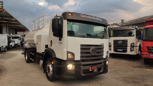 Volkswagen 13-190 Modelo 2014 Com Tanque Comboio