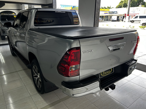 Toyota Hilux 2.7 SRV 4X2 CD 16V FLEX 4P AUTOMÁTICO