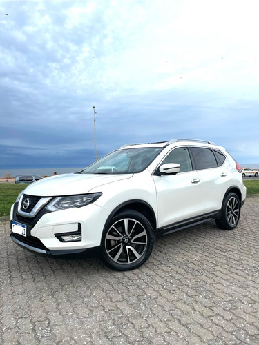 Nissan X-Trail 2.5 Exclusive 3 Row Cvt