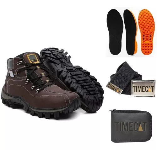 Kit com Bota Adventure + Chinelo + Carteira e Cinto