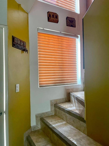 Imagen 10 de 16 de Yasmin Roa En Venta Tonwhouse En Guatabal Naguanagua Conjunto Cerrado Cod 167157