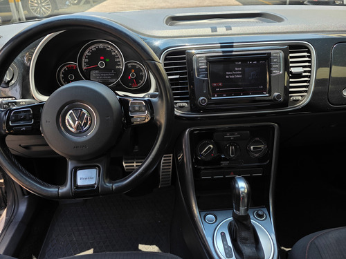Volkswagen Beetle 2.5 Sound Tiptronic At