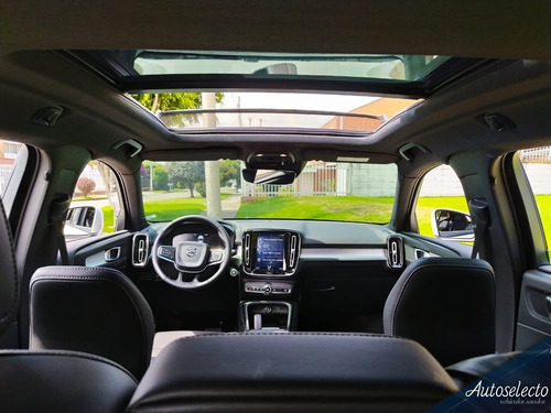 Volvo Xc40 Momentum