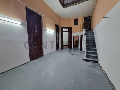 Venta Casa 4 Ambientes Refaccionada En Balvanera