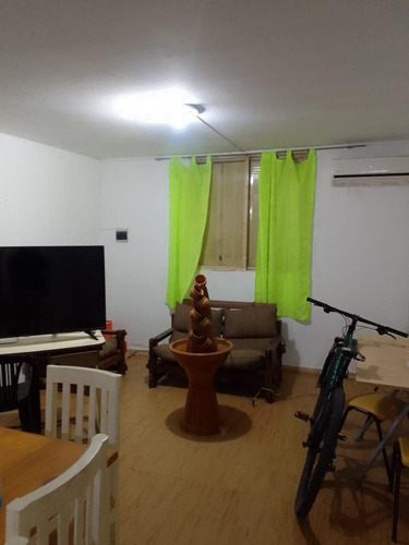 Casa En Venta - 3 Dormitorios 1 Baño - Cocheras - 250mts2 - Tunuyán, Mendoza