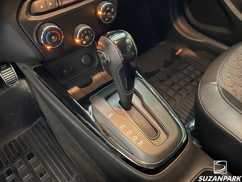 Imagem 8 de 15 de Gm Chevrolet Prisma Ltz 1.4 Automático 2017
