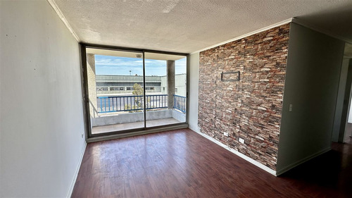 Departamento En Venta De 3 Dorm. En Cerrillos