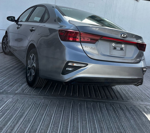 Kia Forte 2.0 Lx Mt