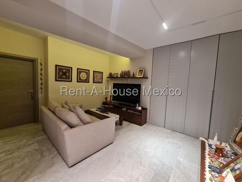 Casa En Venta En Hacienda De Las Palmas Huixquilucan Gis 25-3280