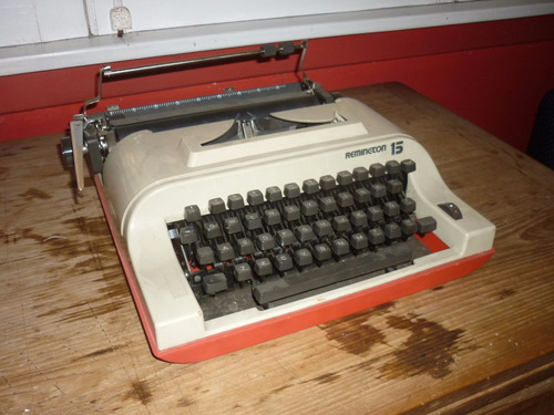 Antigua Maquina De Escribir Reminton 15.