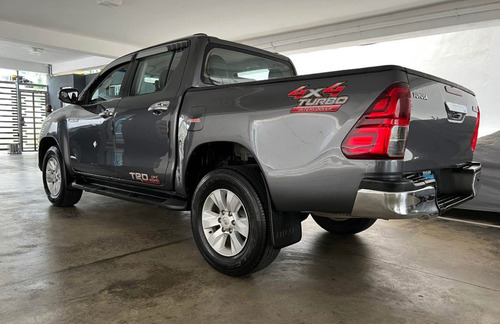 Toyota Hilux Srv 2018 La Más Full Y La Más Nueva Del Planeta