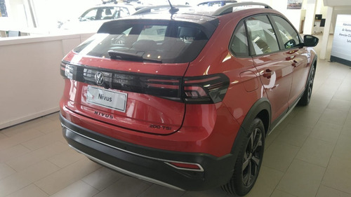 Imagen 20 de 25 de Volkswagen Nivus Highline Hero 200 Tsi At #15