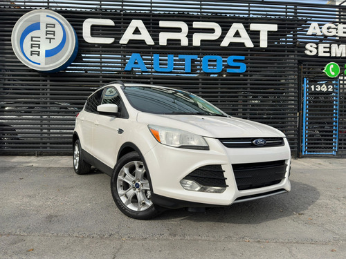 Ford Escape 2.5 L4 SE Plus Piel At