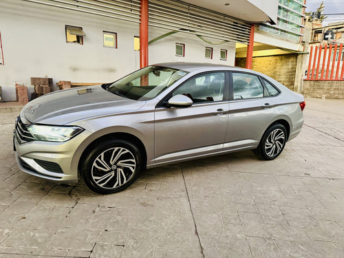 Volkswagen Jetta 1.6 Starline.