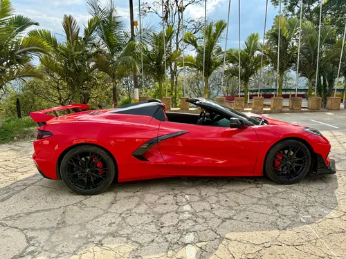 Chevrolet Corvette C8 2lt 2024