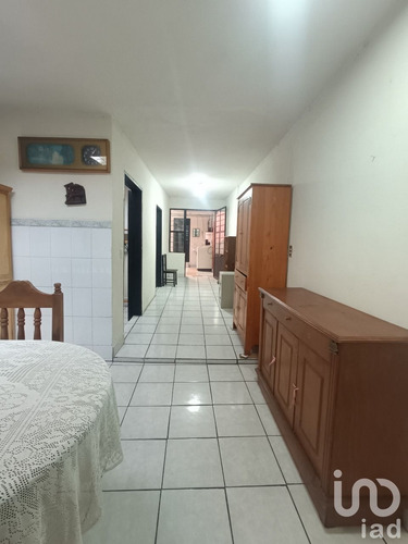Renta Casa 3 Ambientes La Merced
