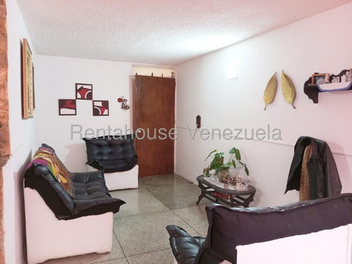 M&n Venden Comodo Apartamento En La Mora Cabudare Lara