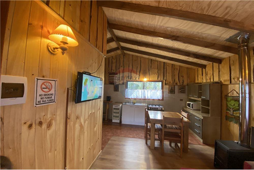 Parcela 8.700 M2 Con 6 Cabañas Equipadas Pucon