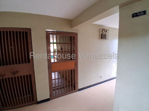 Yoselin Cabesas Vende Apartamento En Cabudare 25-22034 Yc