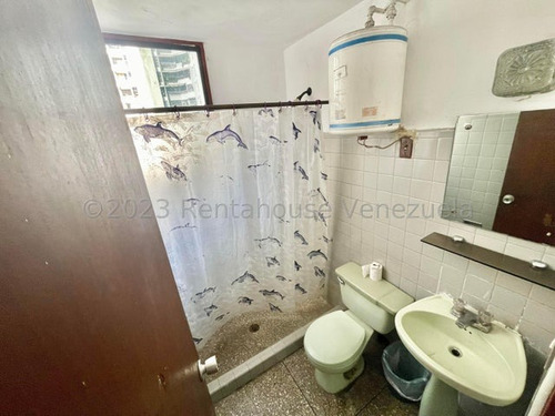 Edificio / Hotel Comercial ( 9 Pisos / A Remodelar ) Venta La Candelaria Mls - 24-12325