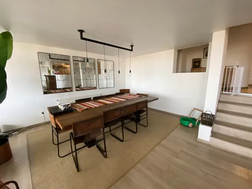 Vista A La Ciudad, Con 4d, 3b Y Completamente Remodelado
