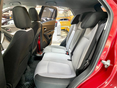 Imagen 16 de 24 de Chevrolet Tracker Premier Fwd 2018