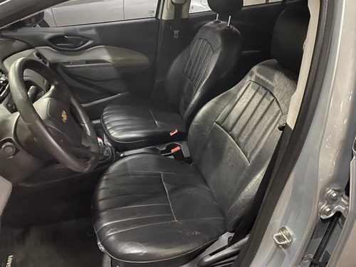 Imagen 9 de 11 de Chevrolet Prisma 1.4 Full 2018