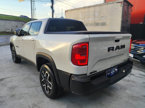 RAM Rampage 2.0 Rebel Cab. Dupla Td 4X4 Aut. 4P