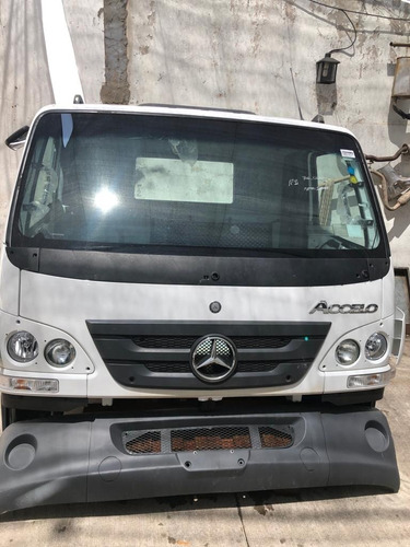 Imagen 3 de 10 de Cabinas Camiones Mercedes Benz Accelo 815 915 1016 Etc 0km