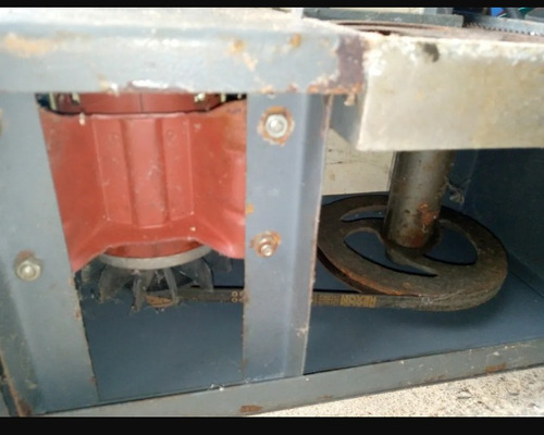 Se Vende Sierra Eléctrica Metalúrgica 9000 Usada