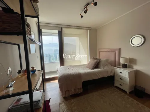 Departamento En Venta De 4 Dorm. 3 Baños Condomi En Vitacura
