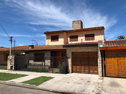 Venta Casa 4 Amb.los Polvorines Pileta Y Quincho