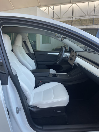 Tesla Model Y Long Range Dual Motor