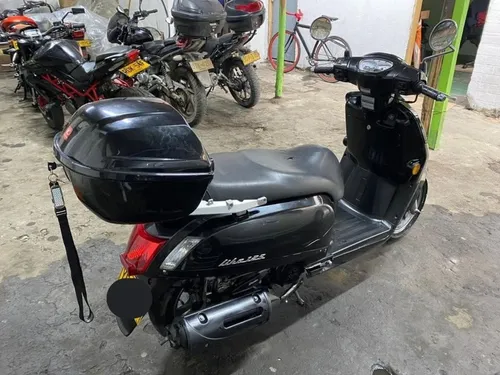 Moto Automatica Kymco Like 125 Modelo 2012