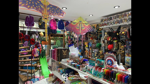 Imagen 8 de 21 de Venta Fondo De Comercio Juguetería/ Librería (local A Nuevo) En El Centro, Villa La Angostura