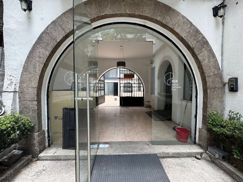 Casa Con Uso De Suelo En Renta En Polanco