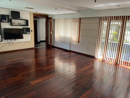Amplia Y Moderna Casa En Concordia