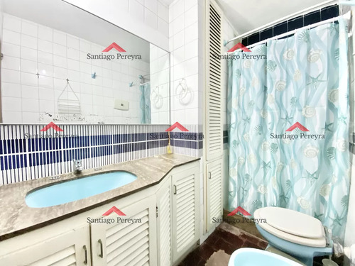 Monoambiente Con Cocina Definida Y Cochera En Península, En Venta