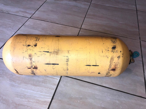 Imagen 2 de 2 de Tubo Gnc 30 L Con Papeles, Listo Para Instalar