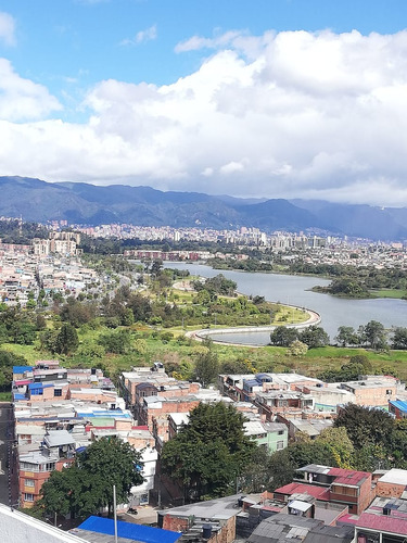 Apartamento En Venta Lago De Suba (suba - Bogotá D.c)